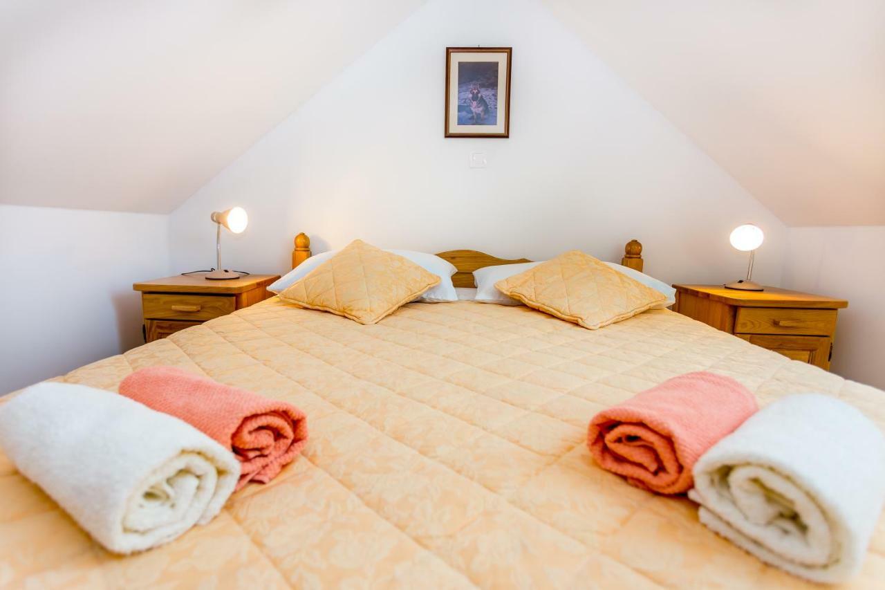 Apartmani Rebac Гата Экстерьер фото