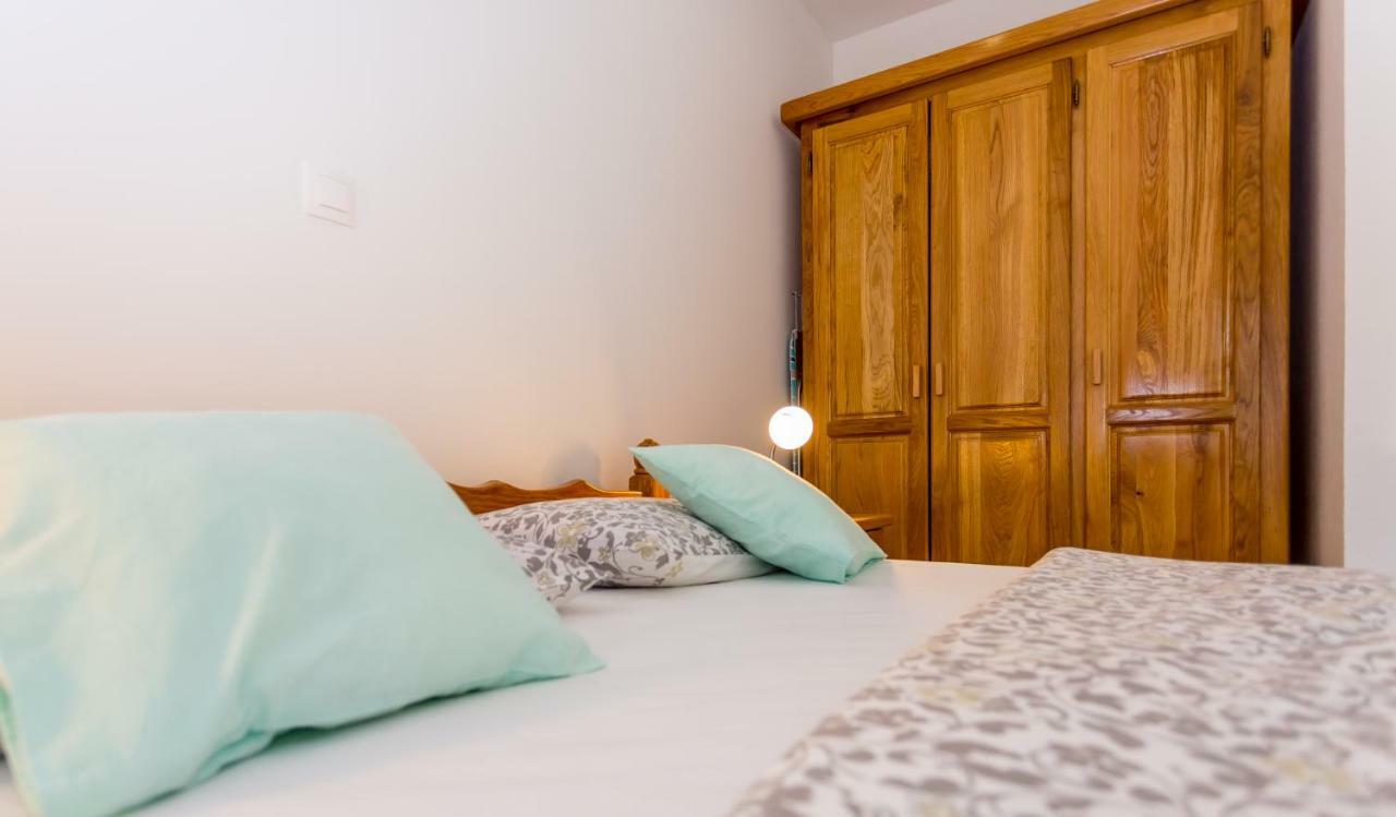 Apartmani Rebac Гата Экстерьер фото